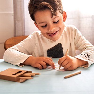 Set infantil para colorear con block 20 hojas
