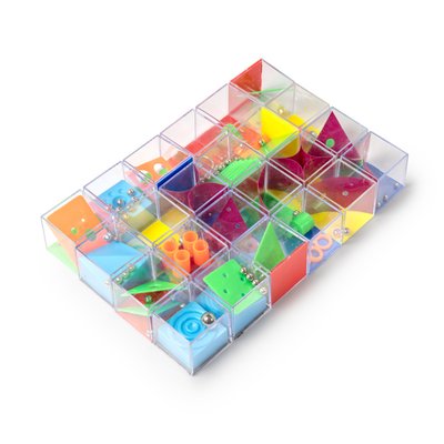Set de juegos de habilidad con 24 items