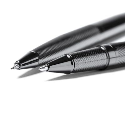 Set roller y portaminas metal oscuro con estuche