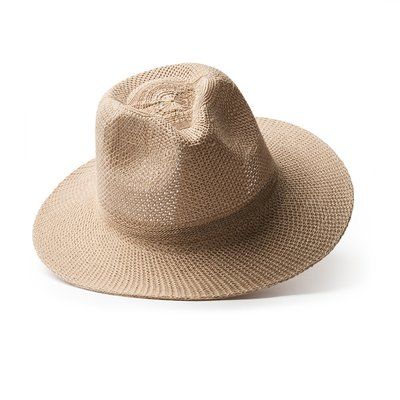 Sombrero de ala plana