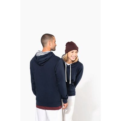 Sudadera con capucha unisex ajustada