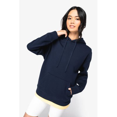 Sudadera orgánica con capucha bolsillo y hombros caídos