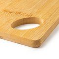 Tabla de cortar con troquelado para colgar