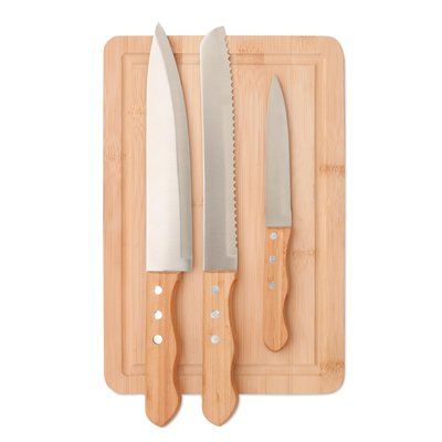 Tabla de Bambú con Cuchillos Marrón