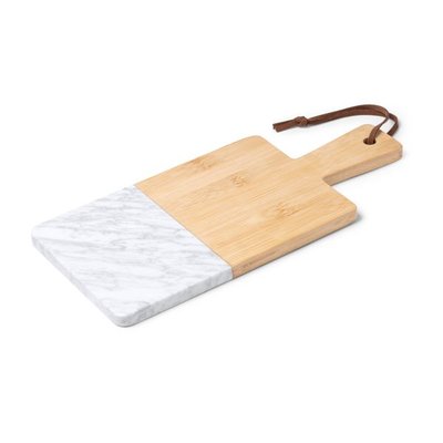 Tabla de bambú y mármol