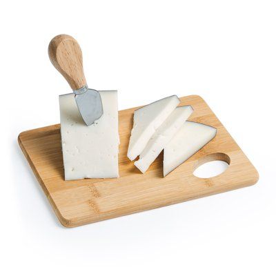 Tabla de cortar con troquelado para colgar