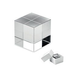 Trofeo con forma de cubo de cristal Transparente
