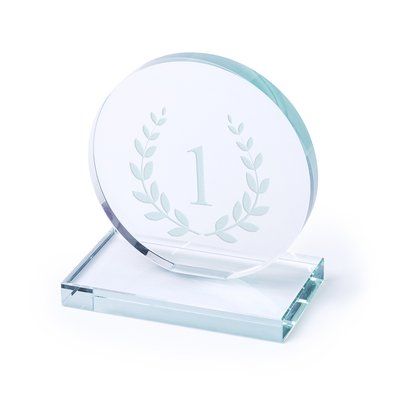 Trofeo de cristal circular personalizado a láser