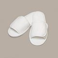 Zapatillas  con punta abierta