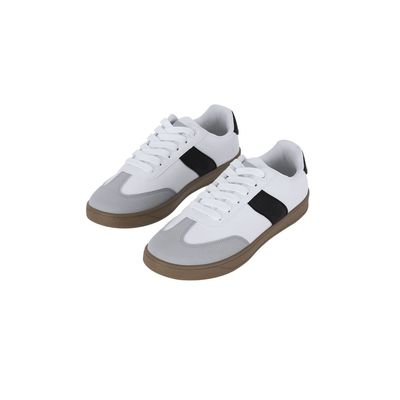 Zapatilla de piel suave y suela acolchada