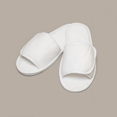 Zapatillas  con punta abierta