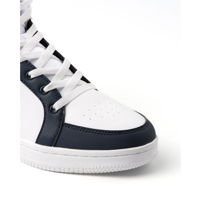 Zapatilla casual con ajuste al tobillo